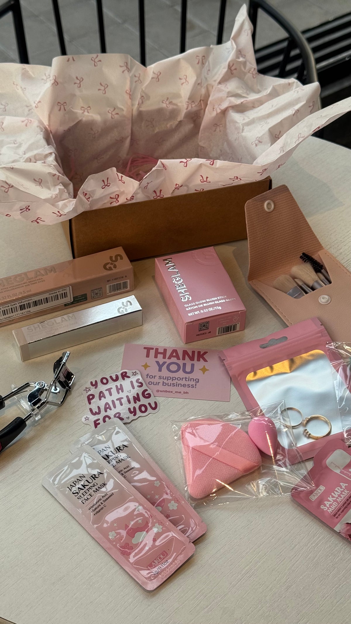 Makeup - Small๐ุงูู
ููุจ ุงูุตุบูุฑ
