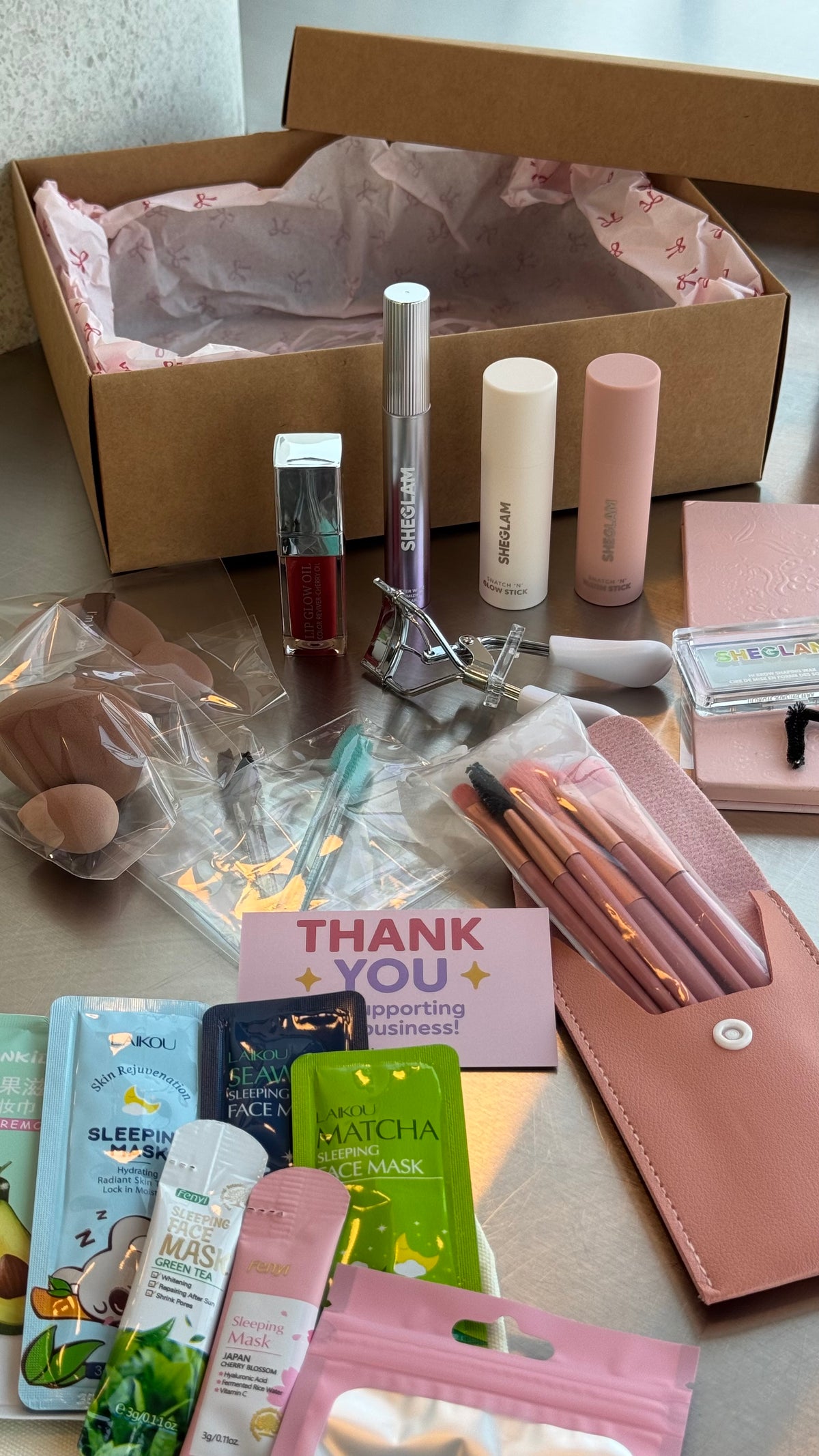 Makeup - Large💄الميكب الكبير